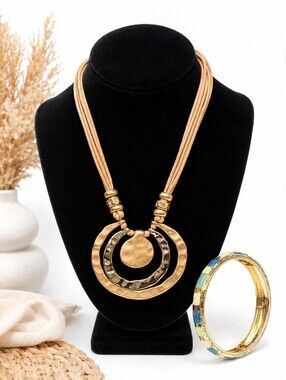 NWT St. Thomas Gold Tone Statement Necklace & Colorful Bangle Bracelet Set